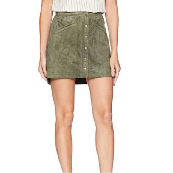 BCBGMaxAzria Aiden XXS Faux Suede Mini Skirt Button - Picture 4 of 8